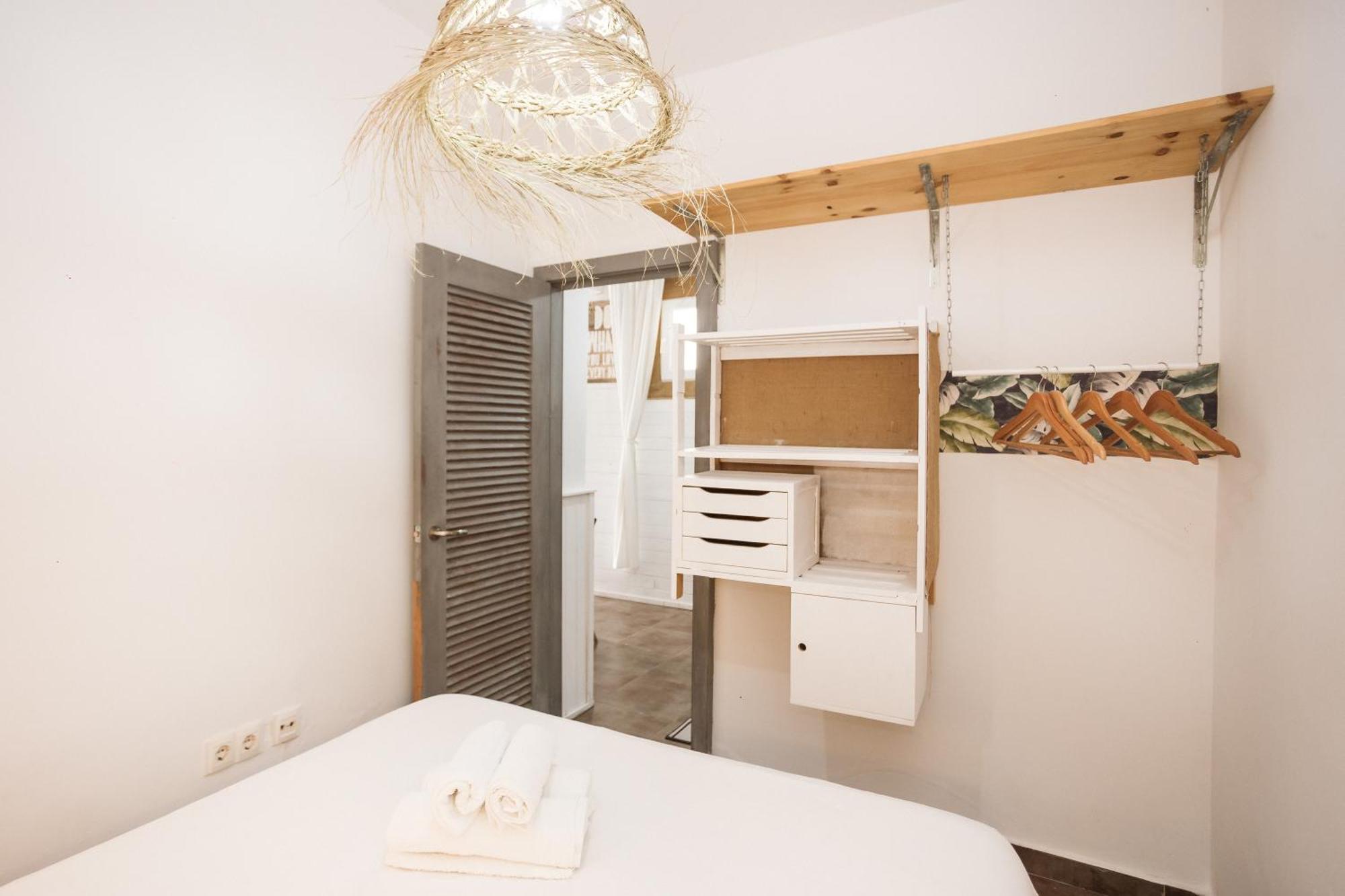 Naim Guest House Malaga Centro Exteriör bild