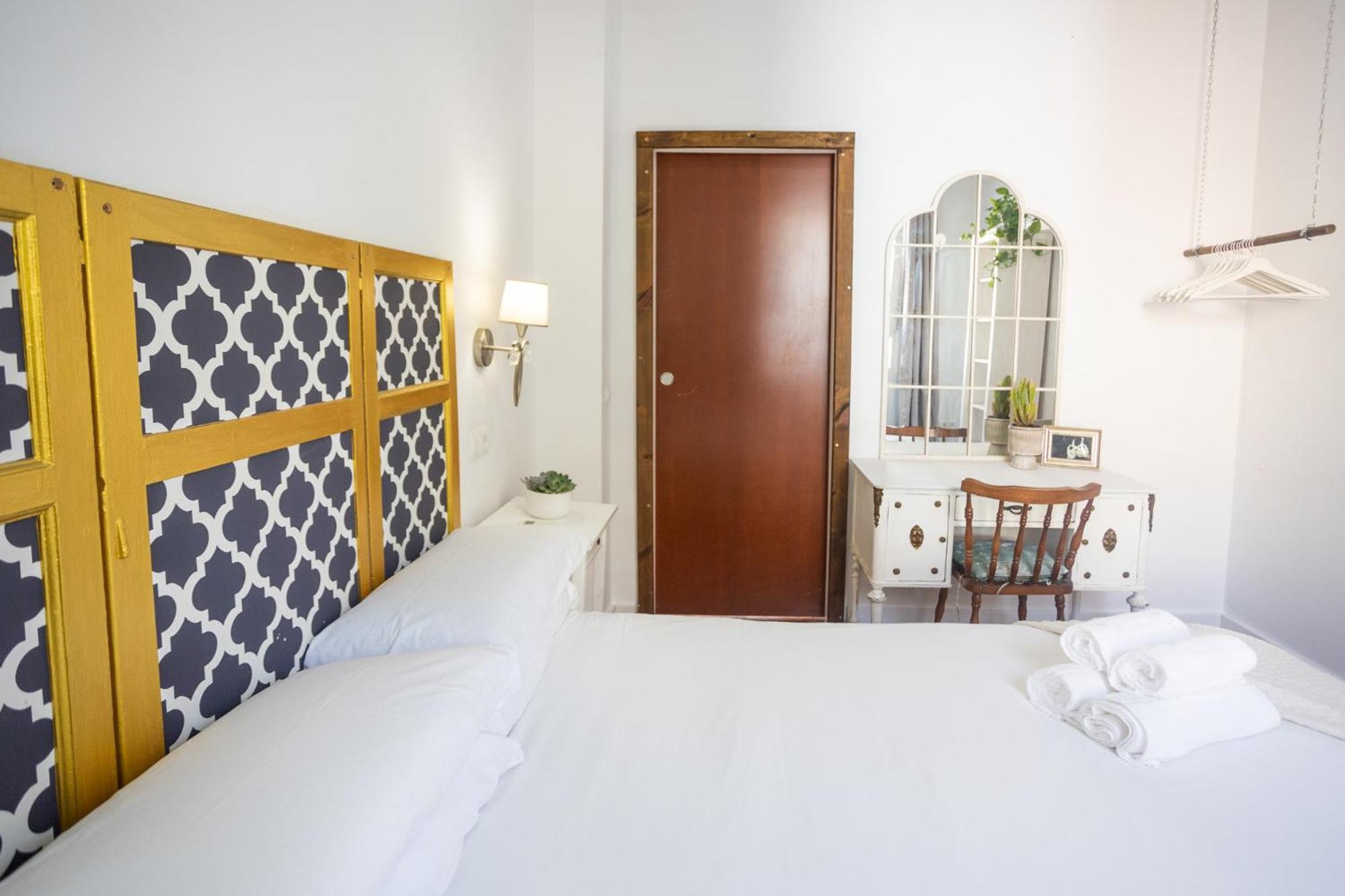 Naim Guest House Malaga Centro Exteriör bild
