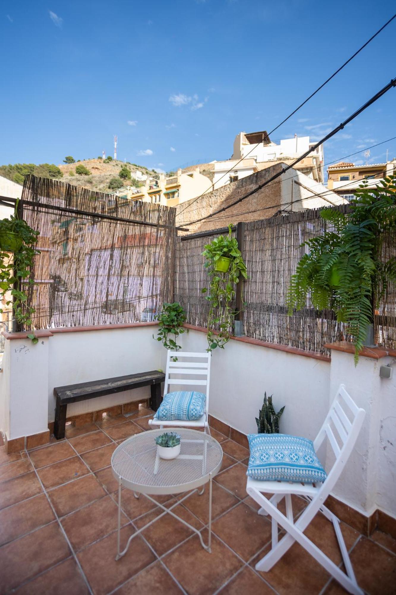 Naim Guest House Malaga Centro Exteriör bild