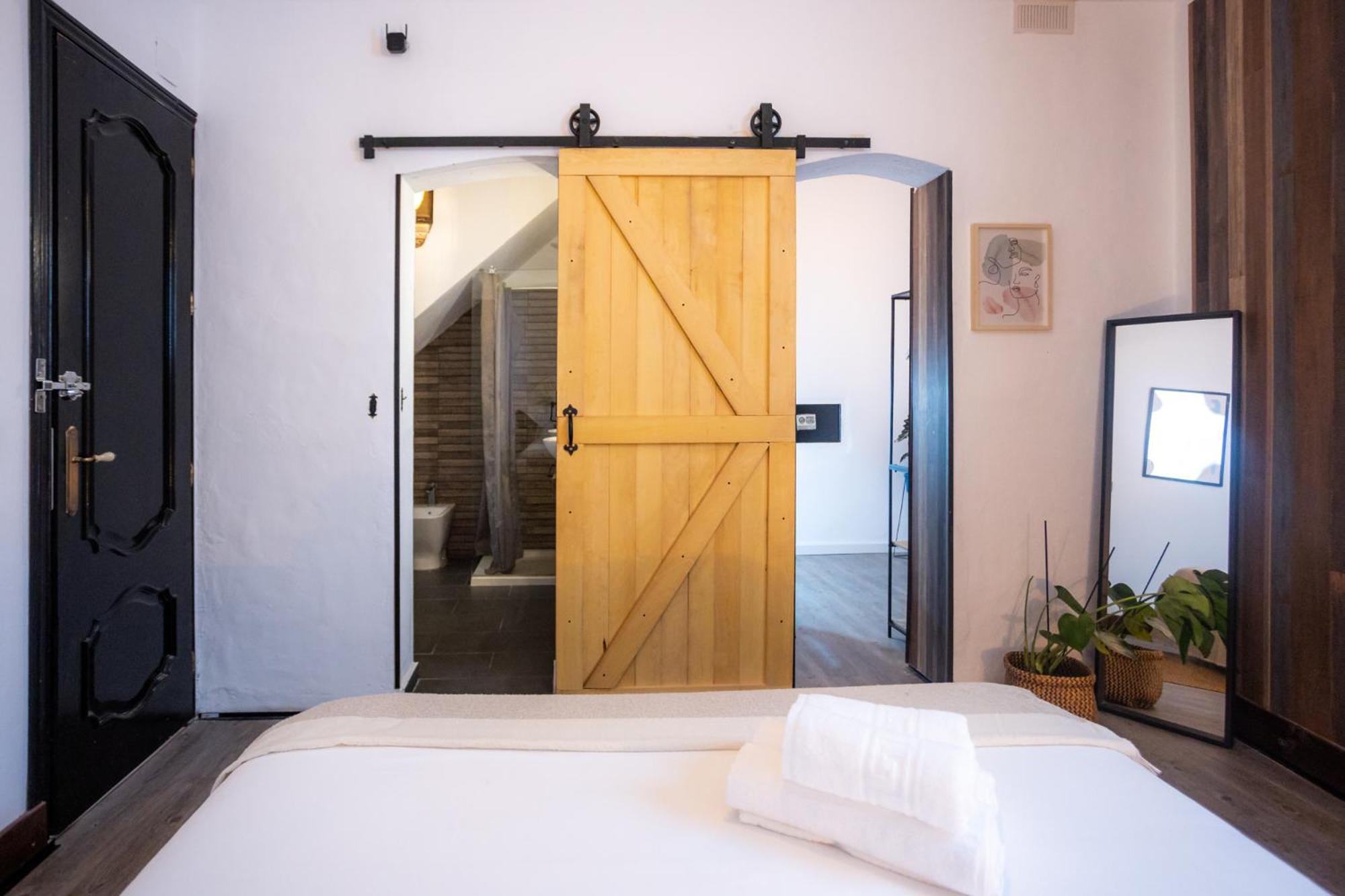 Naim Guest House Malaga Centro Exteriör bild